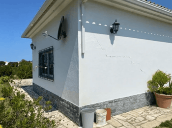 Consolidação do terreno de fundação de moradia isolada