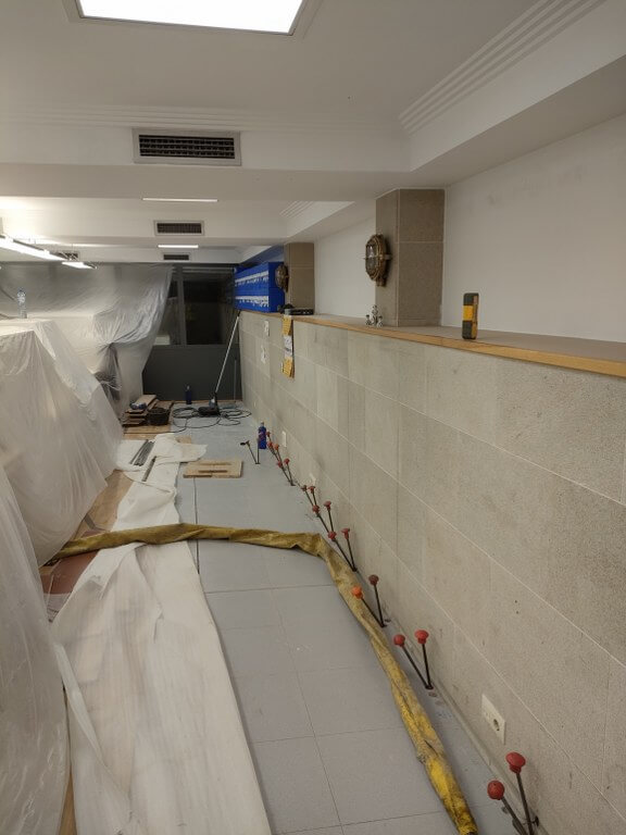pontos de injeção no interior do edifício
