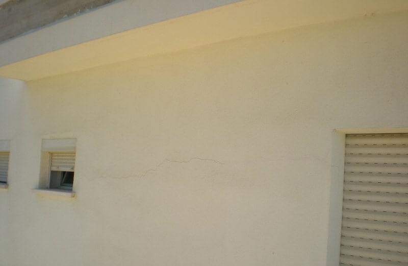 fissuras nas paredes