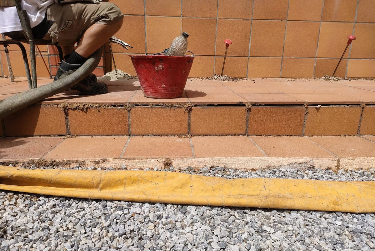 Pontos de injeção de resina