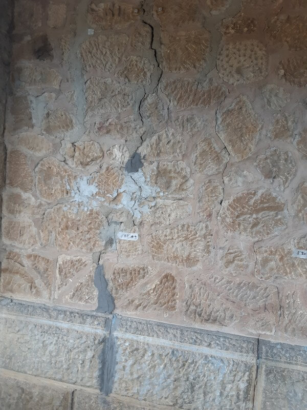 Fissuras nas paredes