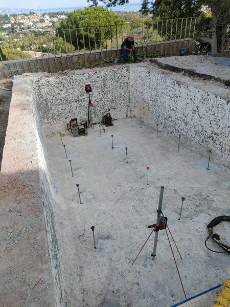 Monitorização a laser da intervenção na piscina