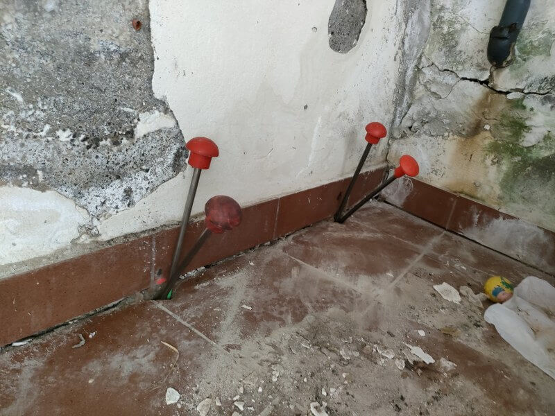 Pontos de injeção de resina