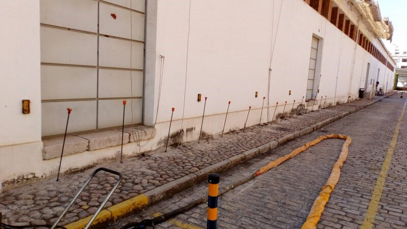 Pontos de injeção de resina