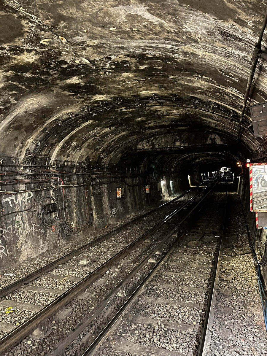 Dentro do túnel